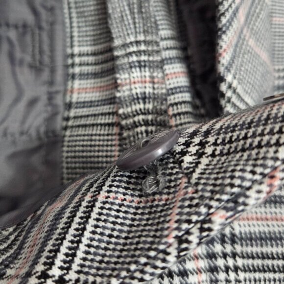 RW&Co High Waisted Ankle Trousers - Picture 8 of 10